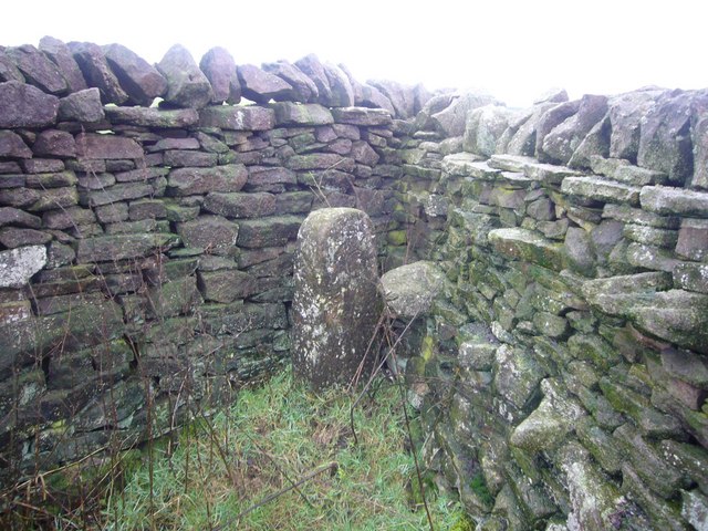 File:Boundary Stone marked "JC" - geograph.org.uk - 646402.jpg