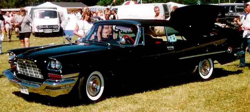 File:Chrysler 300 C 1957.jpg