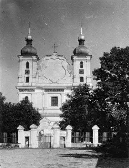 File:Dubrovica, Rynak, Pijarski. Дубровіца, Рынак, Піярскі (S. Bochnig, 1929).jpg