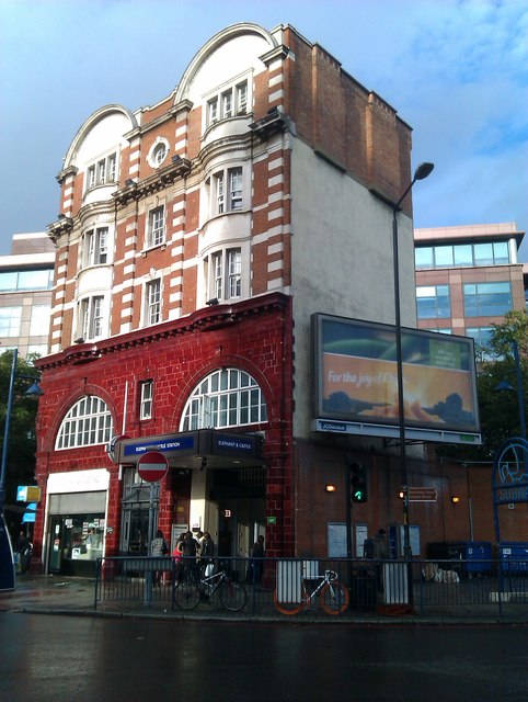 Elephant & Castle tube station - Wikipedia