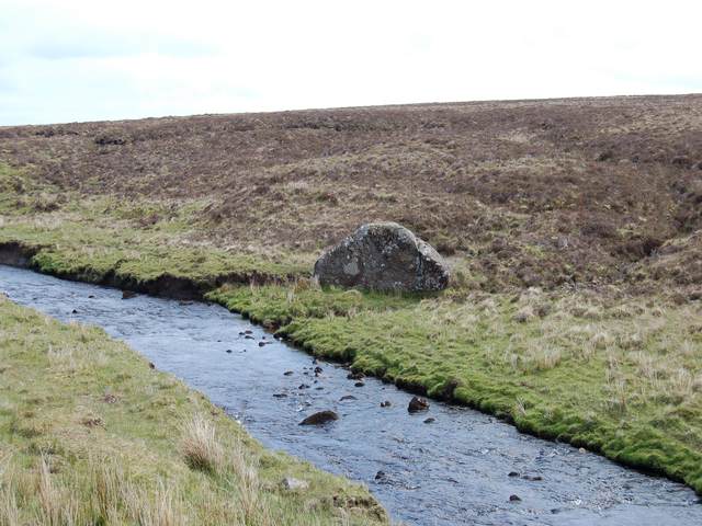 File:Erratic by the Lealt River - geograph.org.uk - 177375.jpg