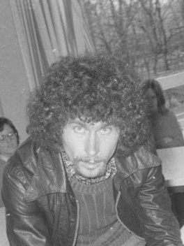 File:Fussballspieler Paul Breitner (Kiel 66.967) (cropped).jpg