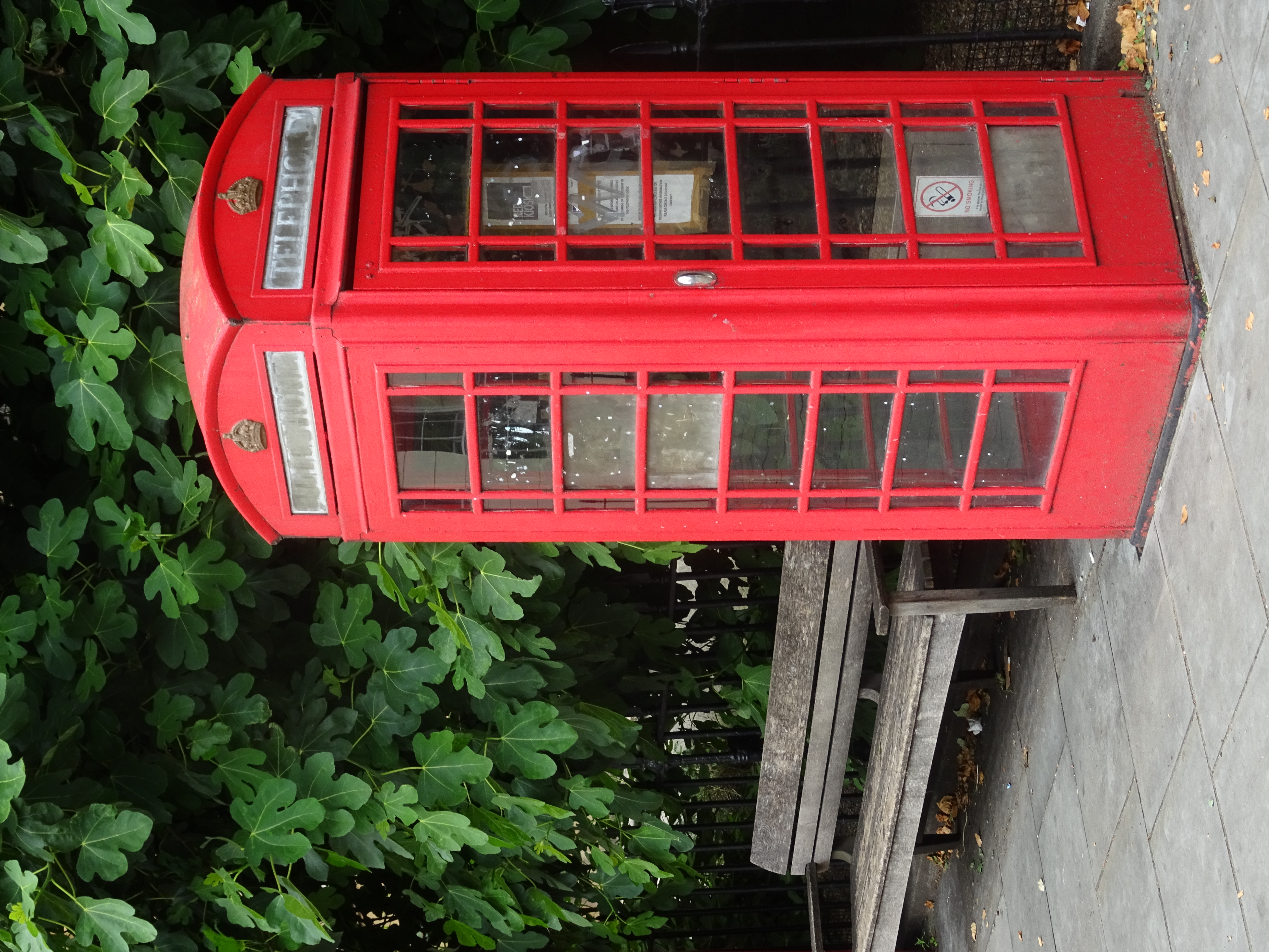 London Phoneboxe k6. Kiosk Phones. England telephone Kiosk Dimensions.