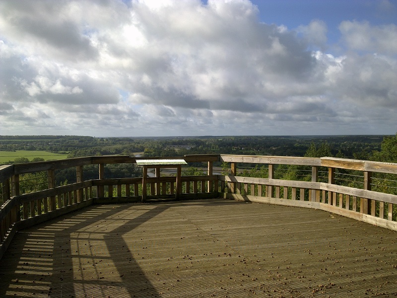 File:Nevers panorama bec allier 04.jpg