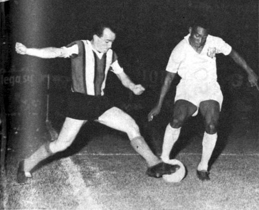 File:Pele river v santos 1962.jpg