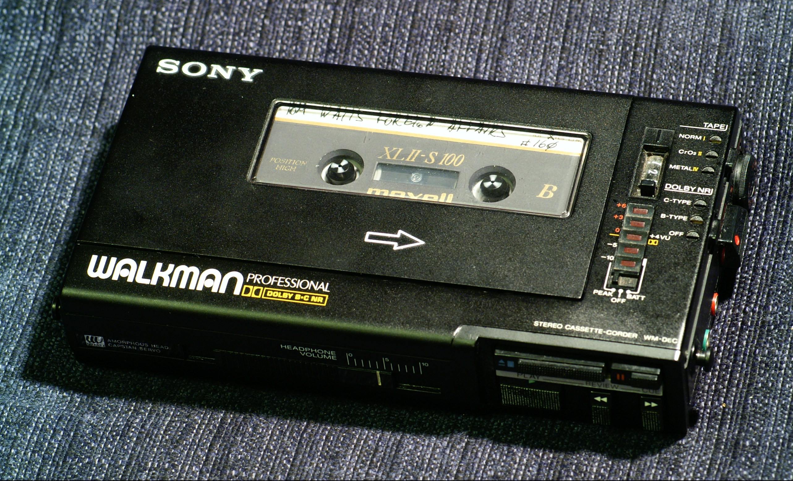 File:SONY WM-D6C.jpg - Wikipedia