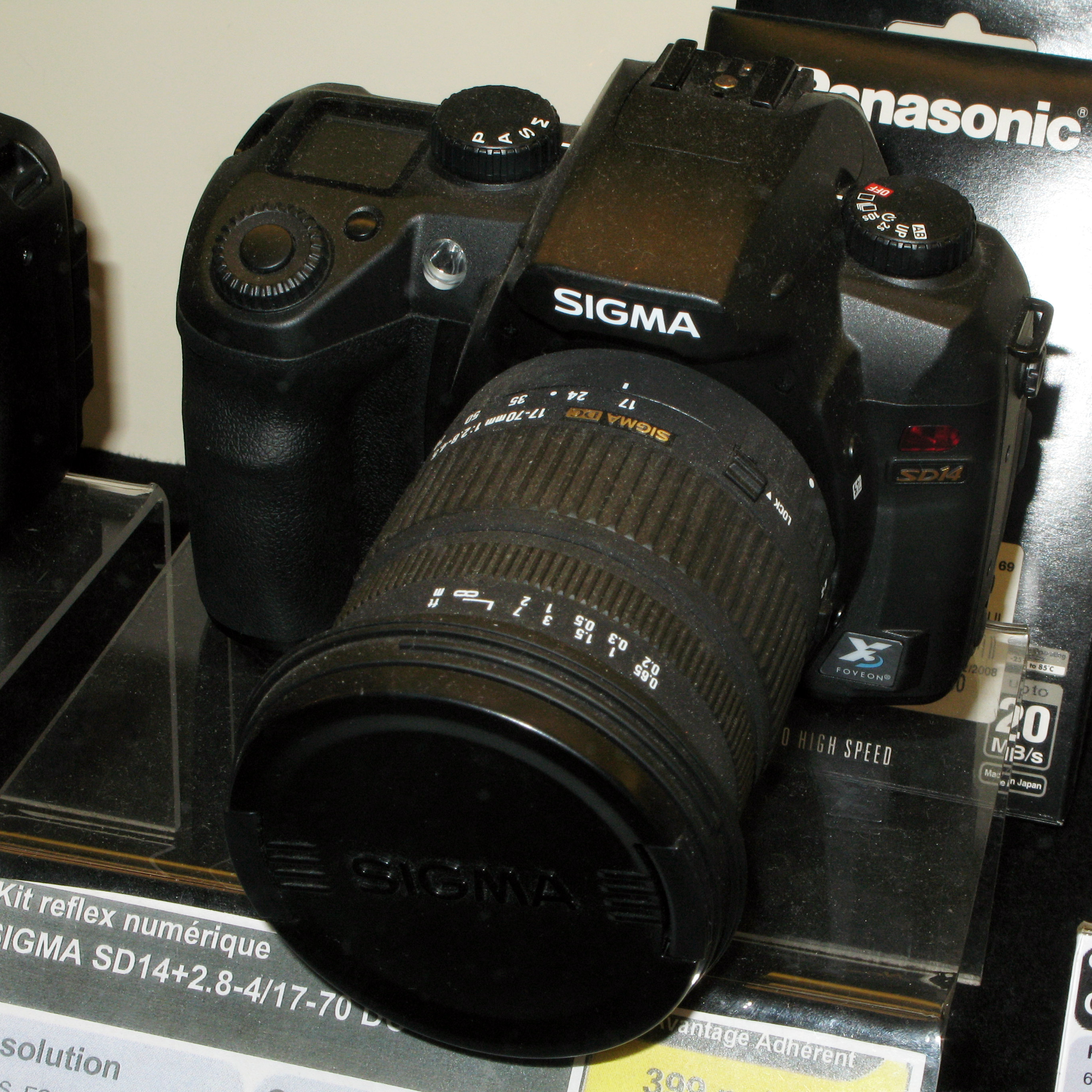 シグマ デジタル一眼レフカメラ SD14 ボディ