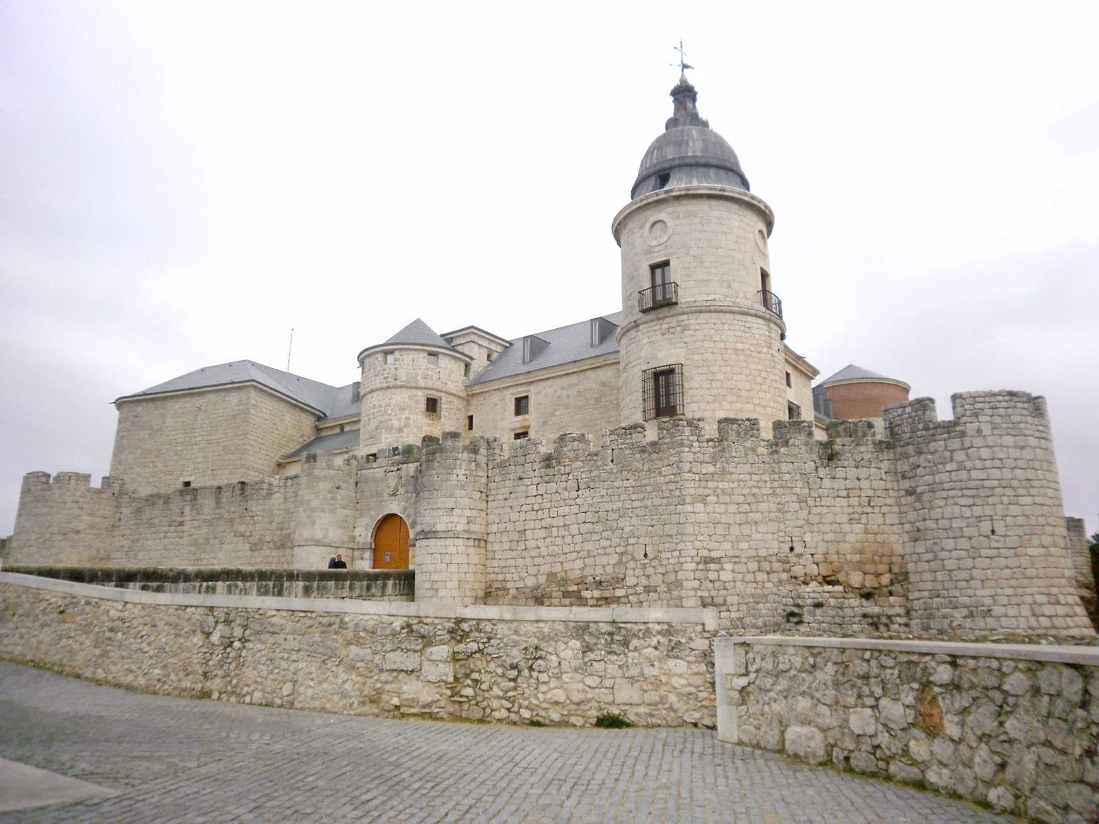 Castillo y Archivo General Simancas