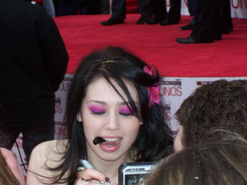 File:Skye Sweetnam with marker.jpg