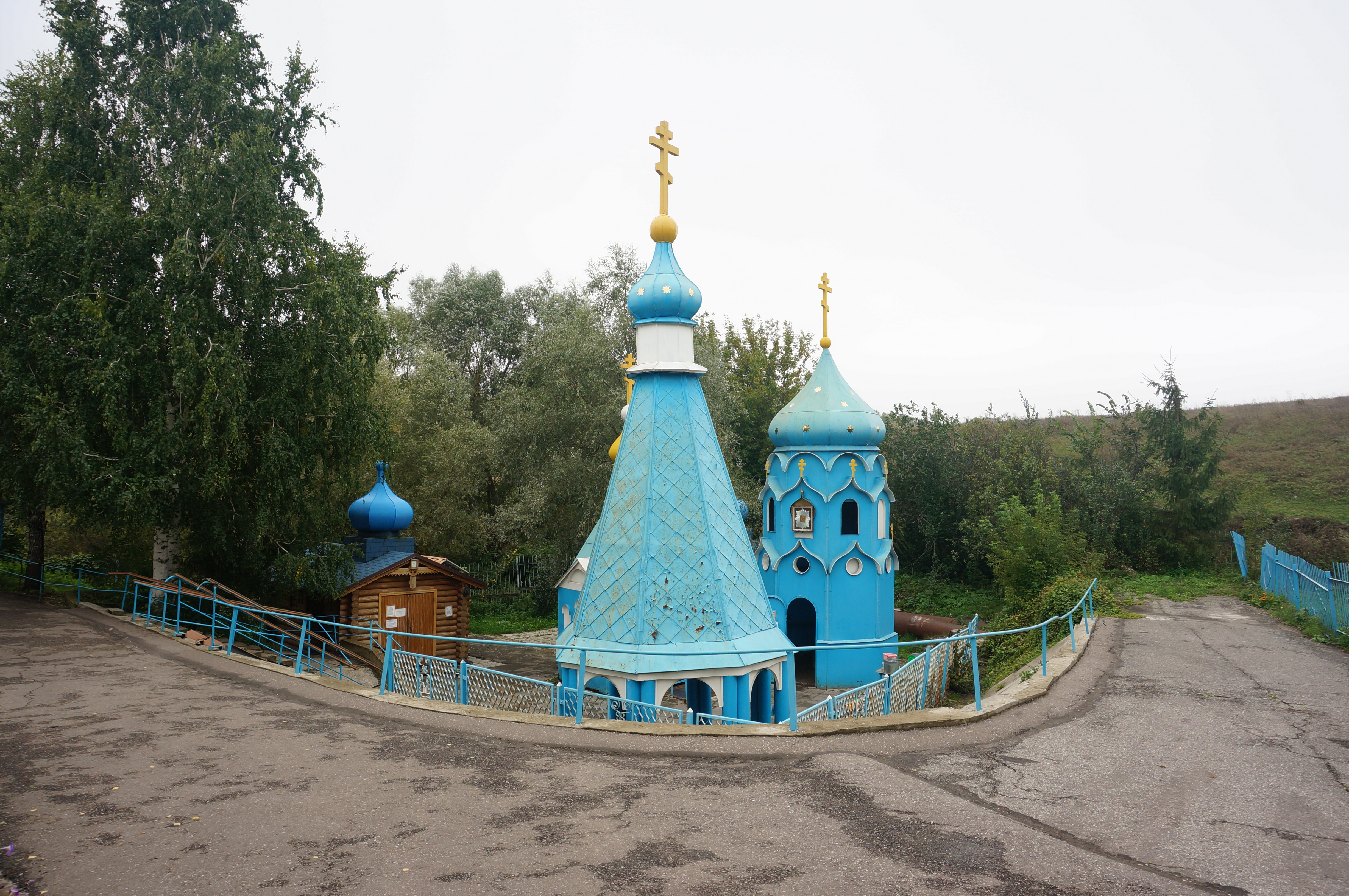 Ташла эс чу текст. Ташла Самарская область озеро. Парк в Ташле. Ташла Самарская область Святой источник. Ташла окна.