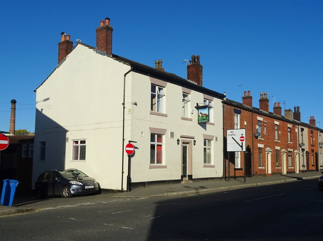 File:The Bay Horse Inn, Rochdale - geograph.org.uk - 5946196.jpg