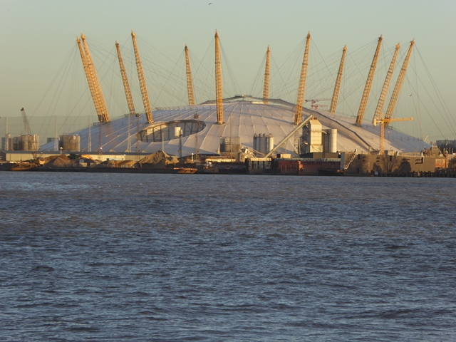 File:The O2 Arena - geograph.org.uk - 4773687.jpg