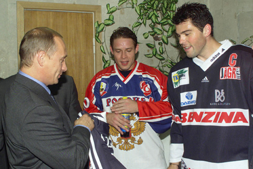 SOCHI, RUSSIA — MAY 10, 2021: Hockey player Pavel Bure (L) and Russian  President Vladimir Putin