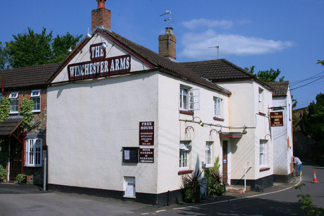 Picture of Winchester Arms courtesy of Wikimedia Commons contributors - click for full credit
