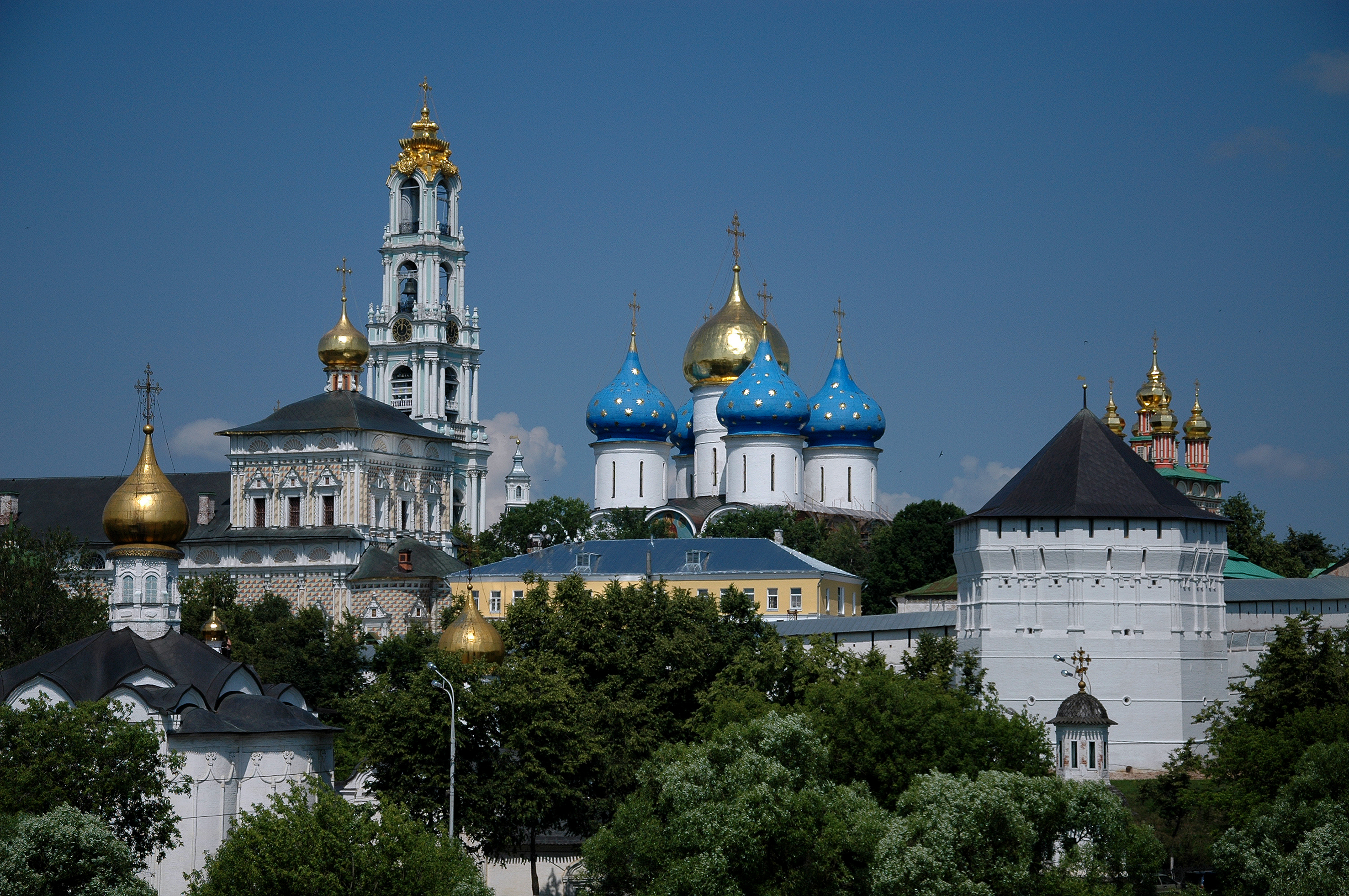 Троицкая сергиева лавра где