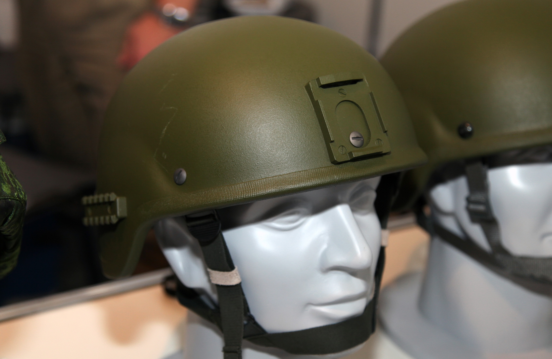 6B47 helmet - InnovationDay2013part1-56.jpg