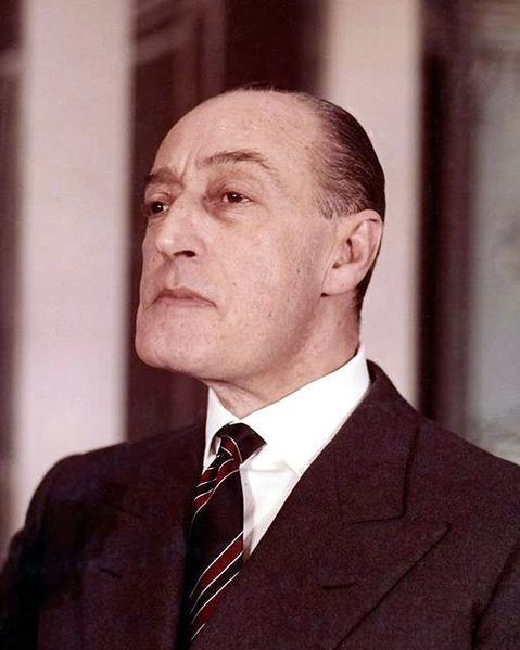 Totò in a 1960s photograph