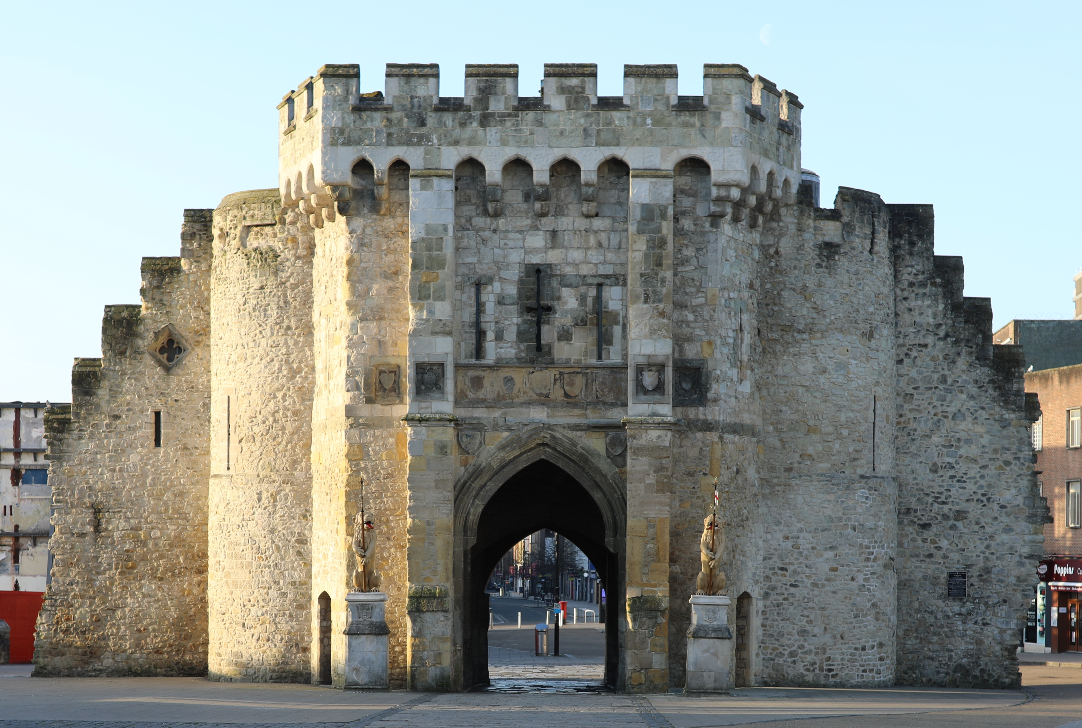 Bargate - Wikipedia