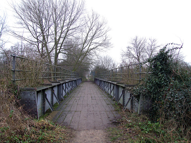 Bridge over the river Wensum - geograph.org.uk - 1121197