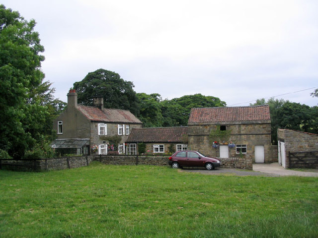 File:Cottage near Beckwithshaw Harrogate - geograph.org.uk - 30323.jpg