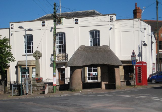 Small picture of The Guildhall Bradninch courtesy of Wikimedia Commons contributors