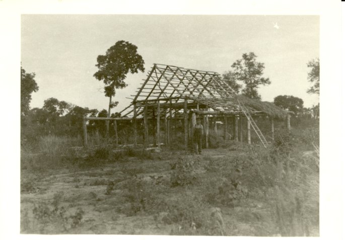 File:House Construction Isaak Doerksen In Bergfeld (6123859199).jpg