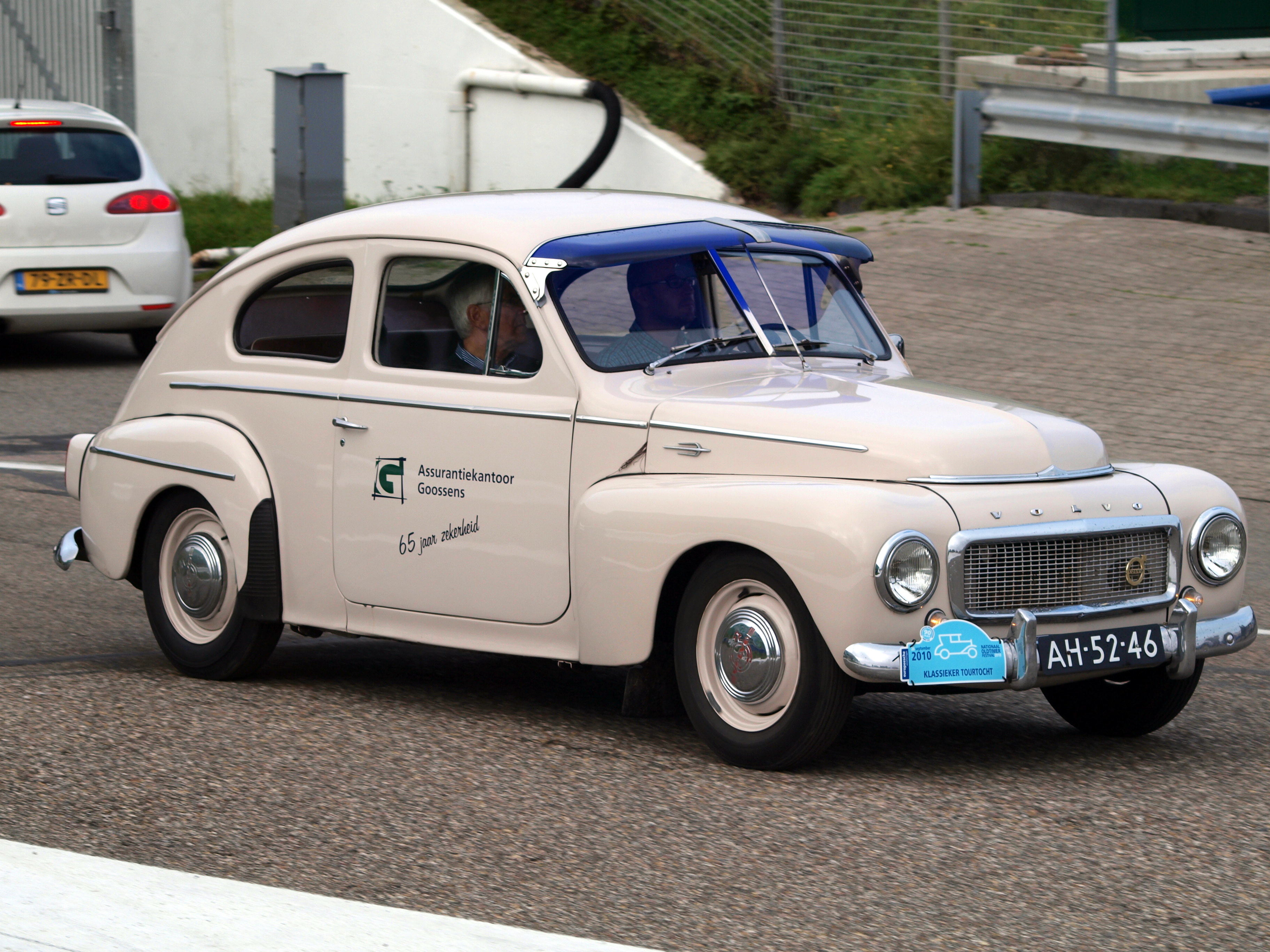 Volvo pv444