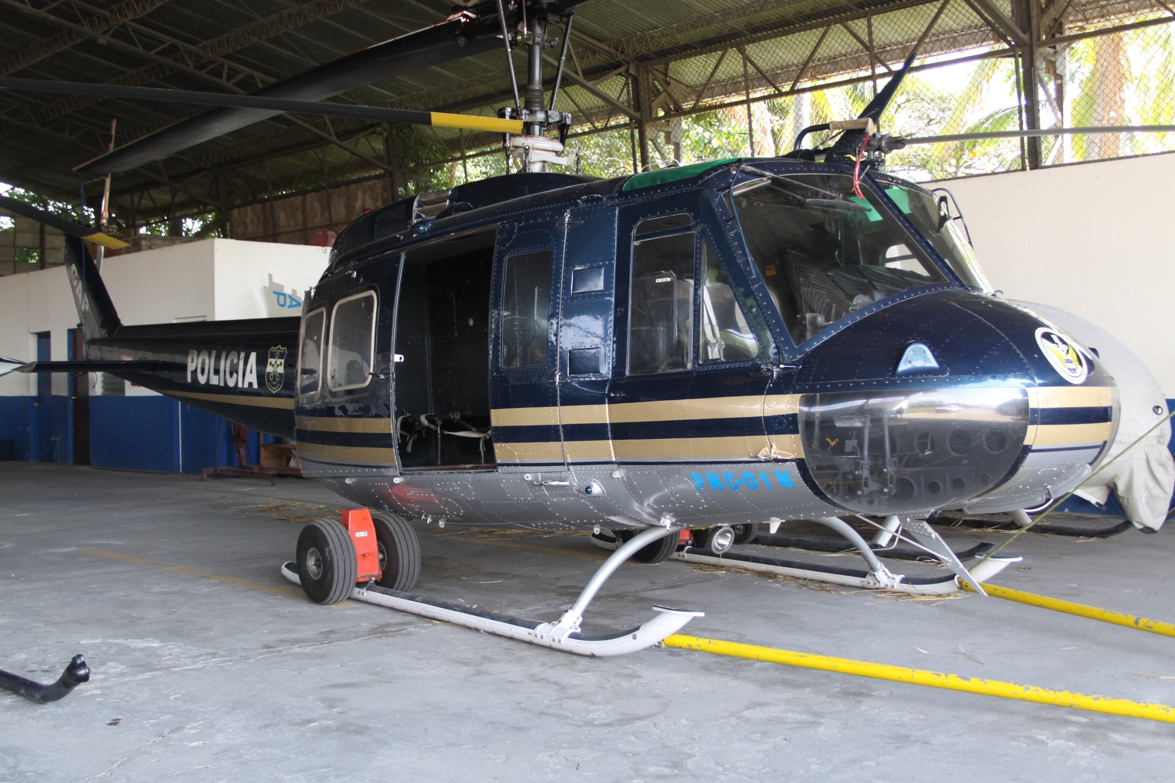 File:PNC-01N El Salvador Policia (7486573538).jpg - Wikimedia Commons