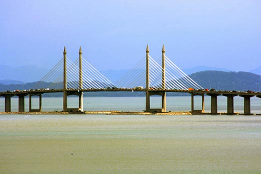 Tertinggi pinang pulau jambatan di Mei catat