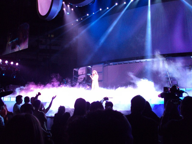 File:Rihanna, LOUD Tour, Oakland 11.jpg