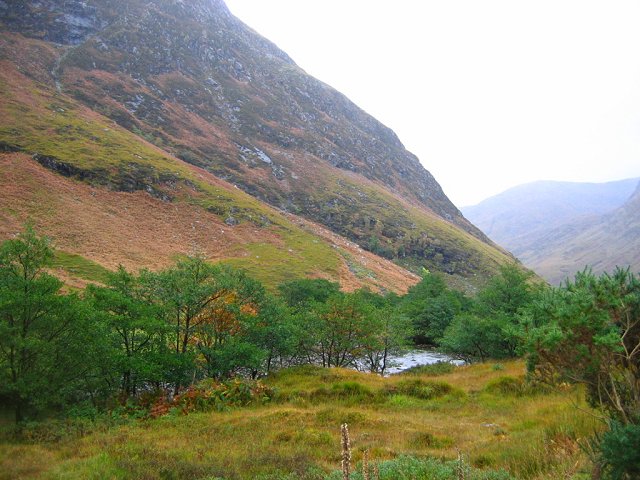 File:River Shiel. - geograph.org.uk - 71045.jpg