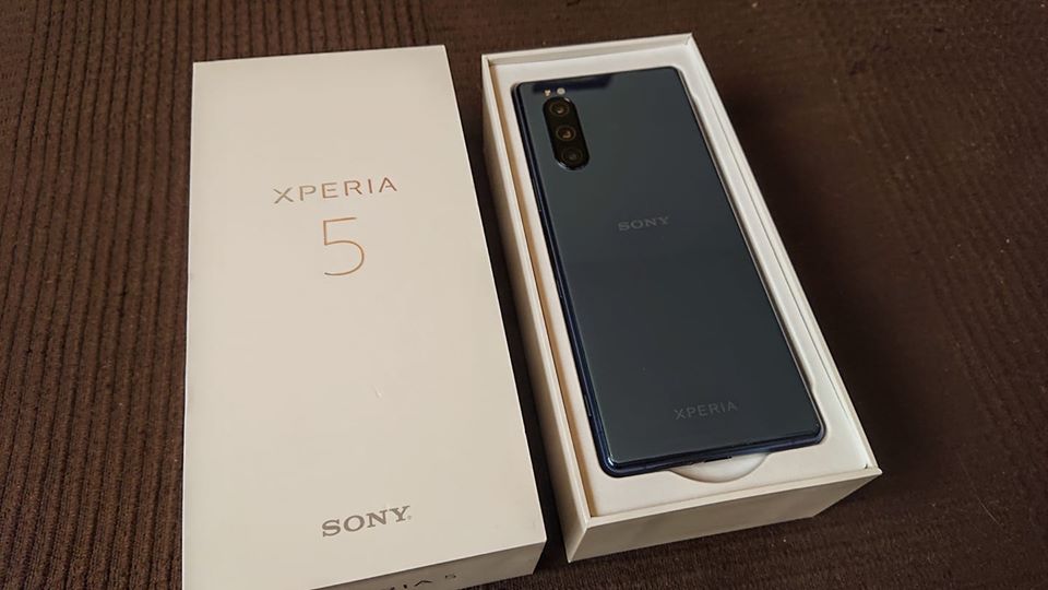 新作登場2023 SoftBank Xperia 5 901SO 64GB SIMロック解除済 VX72z