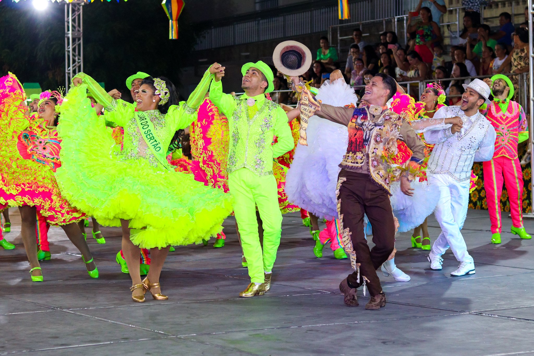 47° Festival Folclórico: Quadrilha estilizada Raiar do Sertão é a grande  campeã da segunda noite, Cultura, Notícias