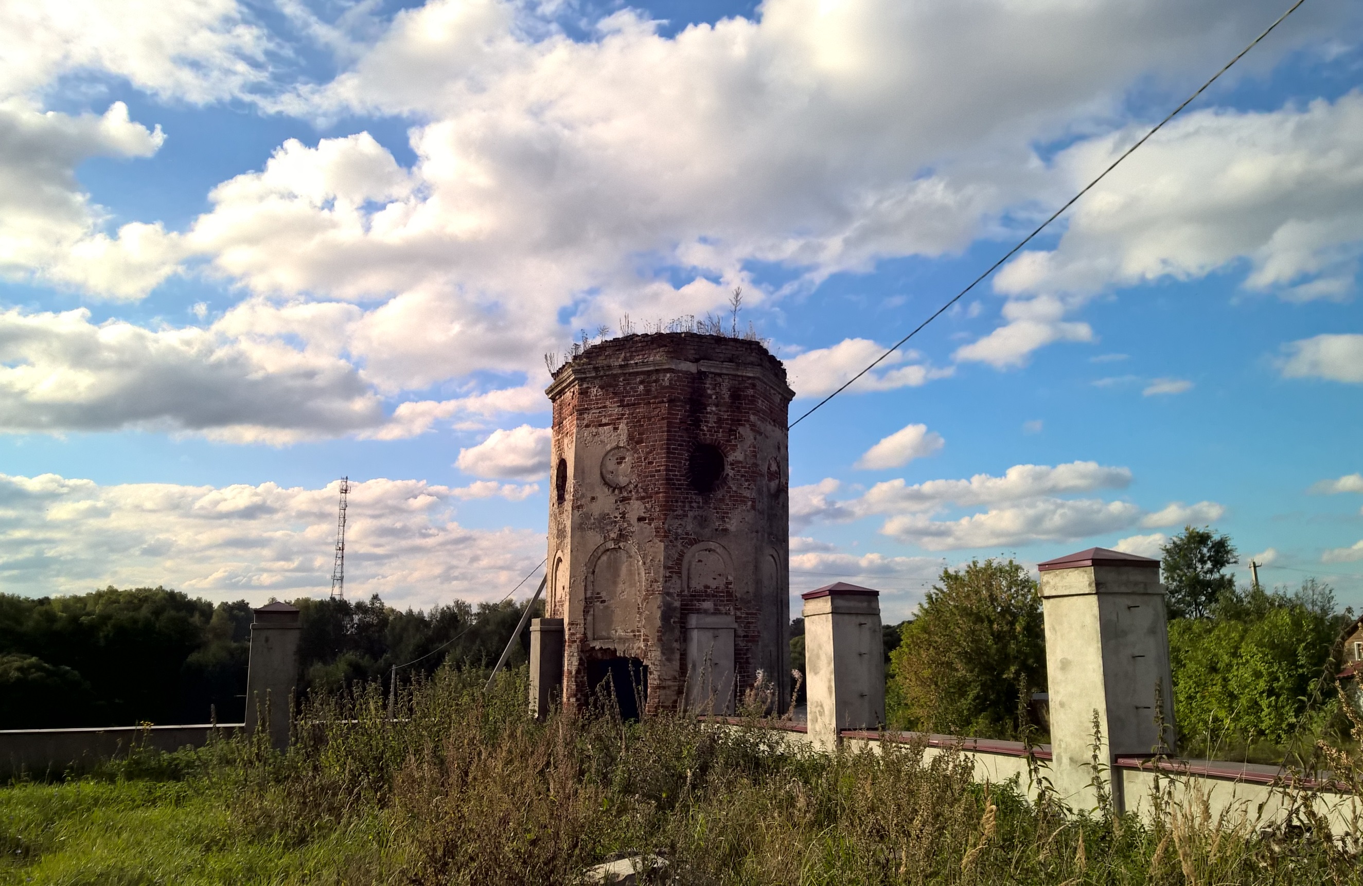 Деревня лобаново московская область. Гора Лобаново Новгородская. Площадь села Лобаново.