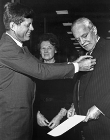 File:Allen Dulles appointed DCI, 26 February 1953.jpg