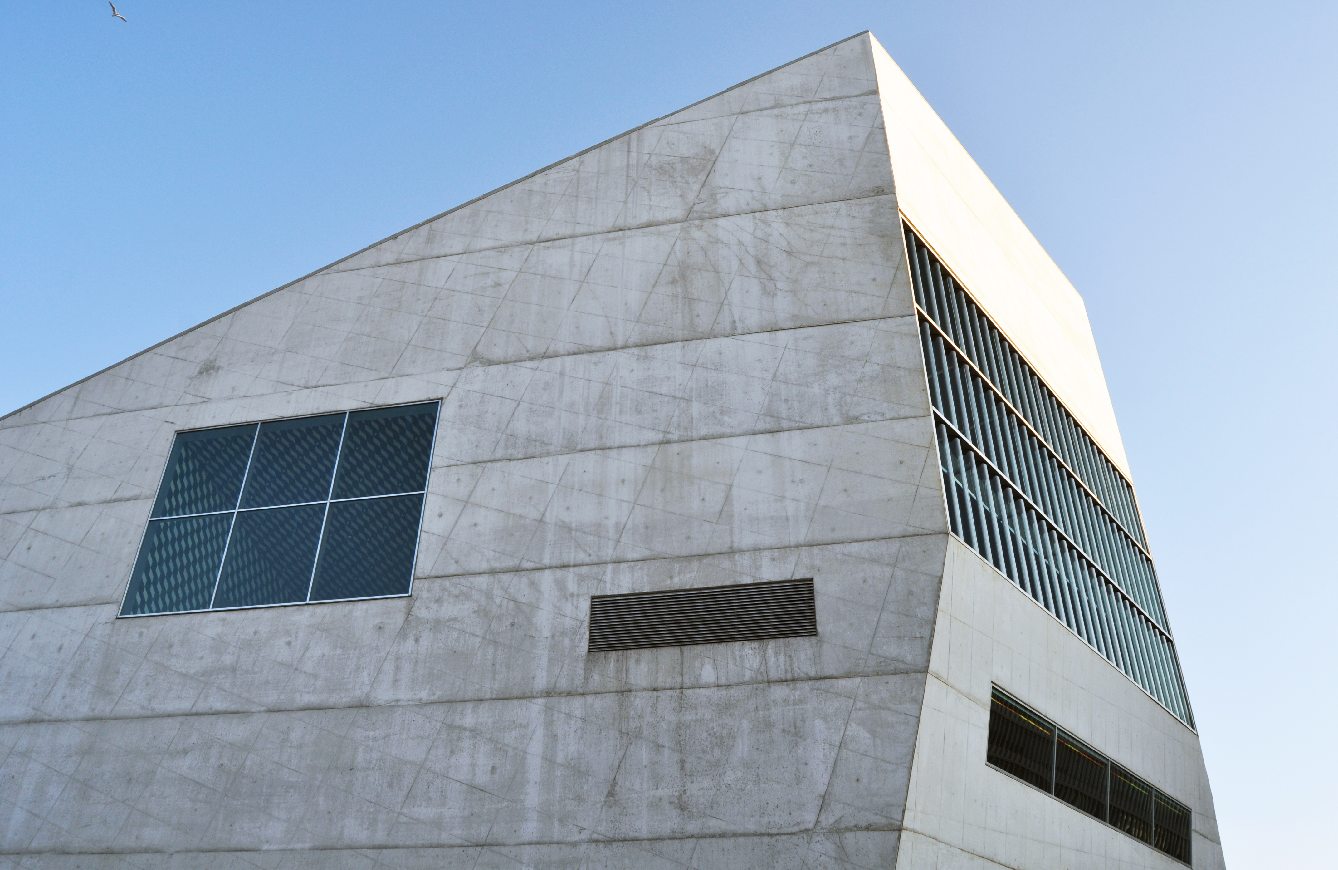 Casa da. Здание casa da musica, порту, 2003. Casa da música (Porto, 2005)Modeling. Casa da música in Porto. Casa da música (Porto, 2005) Elevations.