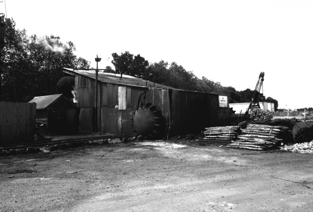 File:Creosoting plant - Calders Ltd, Brandon. - geograph.org.uk - 402532.jpg