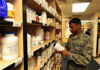 File:DLA pharmacy team saves military pharmacists time, money 131001-D-XX999-001.jpg