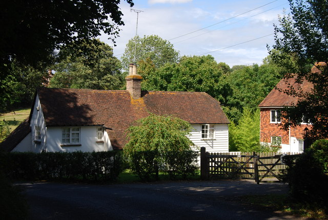 File:Echoes Cottage near Brenchley - geograph.org.uk - 1467597.jpg