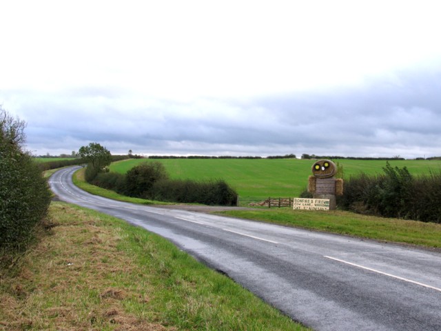 File:Entrance to Whissendine Lodge - geograph.org.uk - 676886.jpg