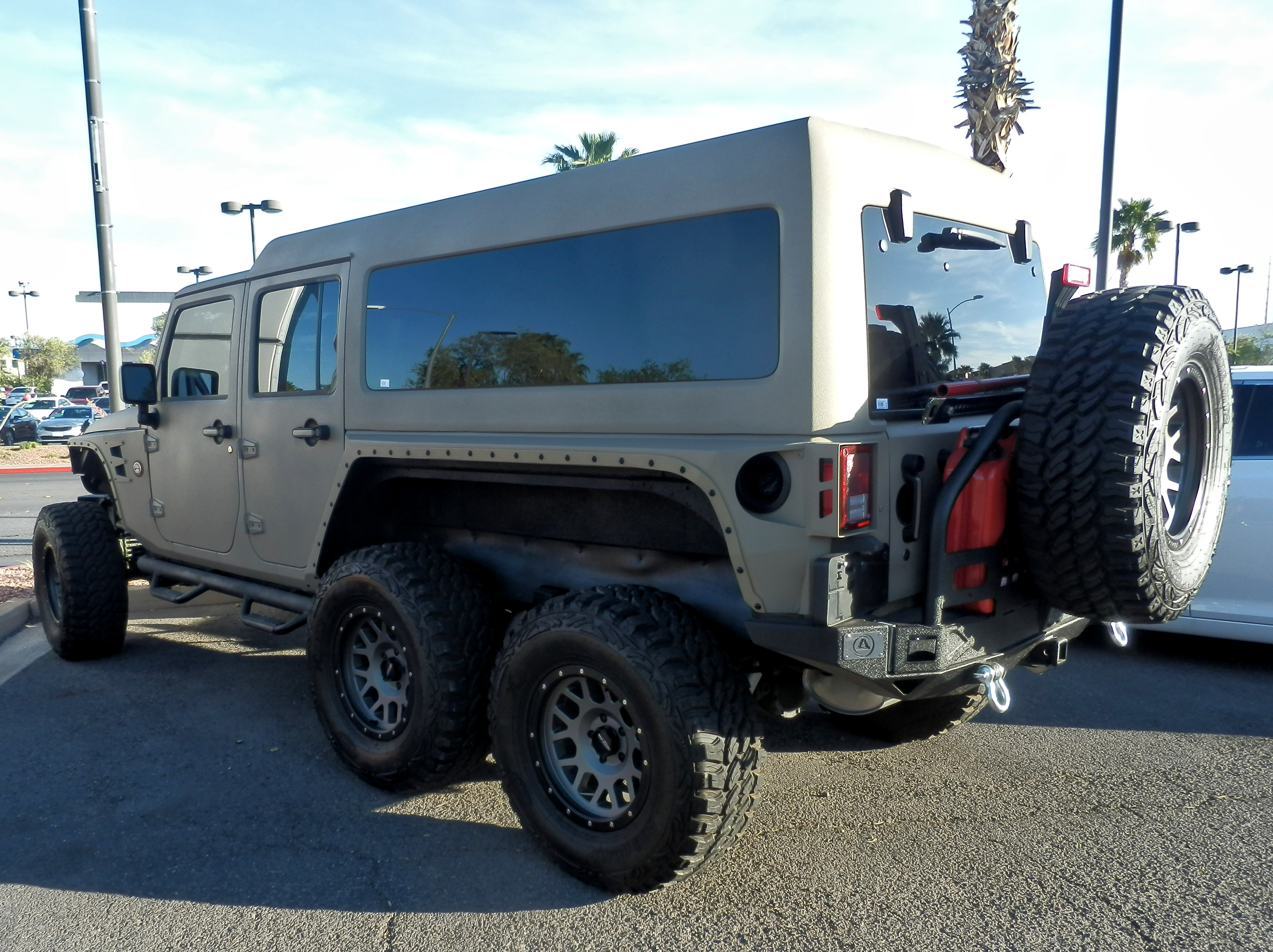 File:Jeep Wrangler 6x6 Back  - Wikimedia Commons