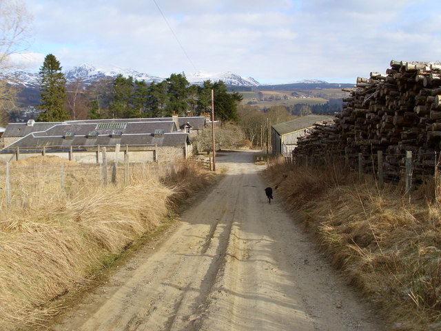 File:Milton of Fonab - geograph.org.uk - 1720969.jpg