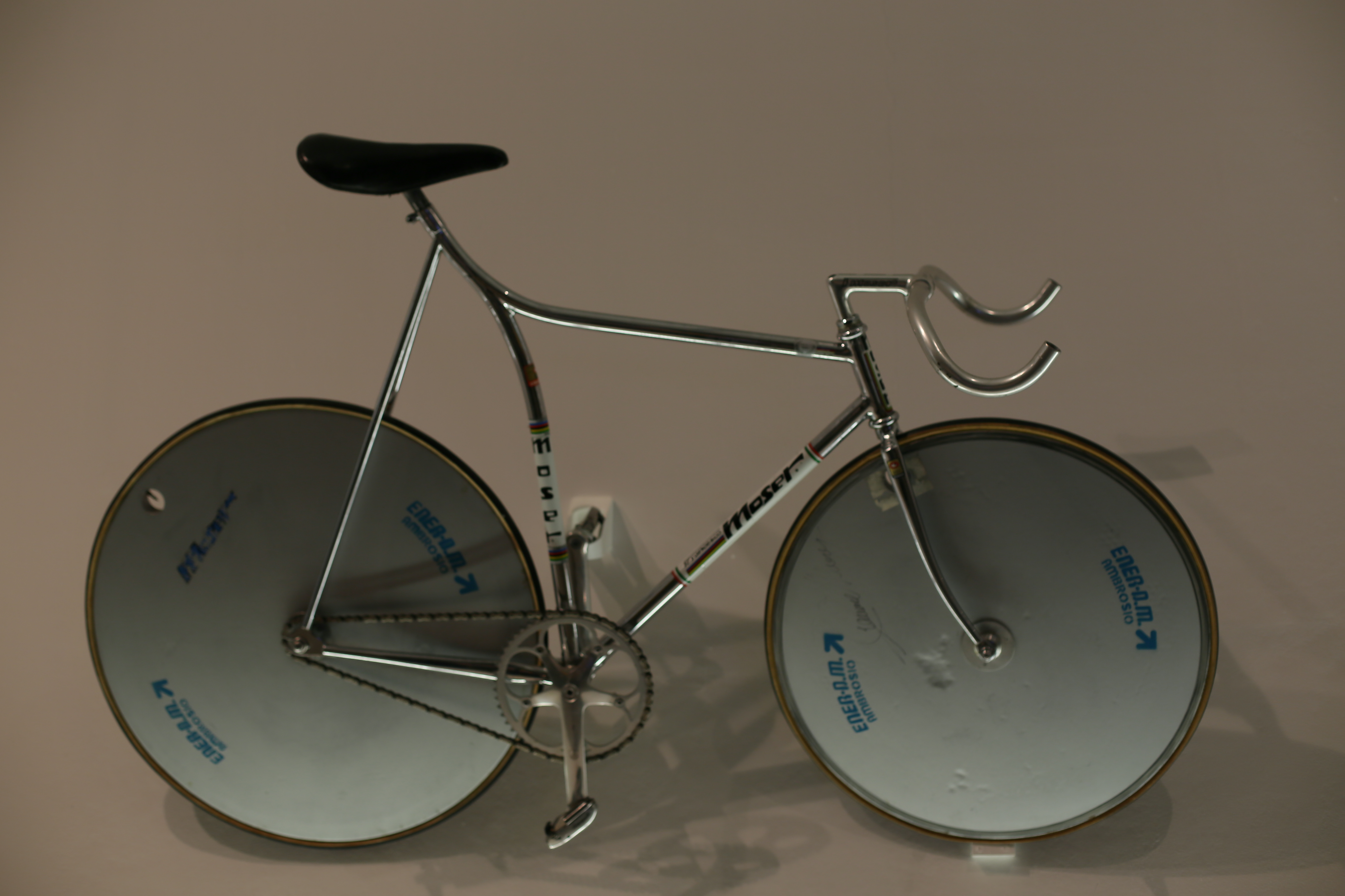 Chrome time. Велосипед Moser 111. Велосипед Moser Classic. Moser Power велосипед. Велосипед Мозер Победы в мире.