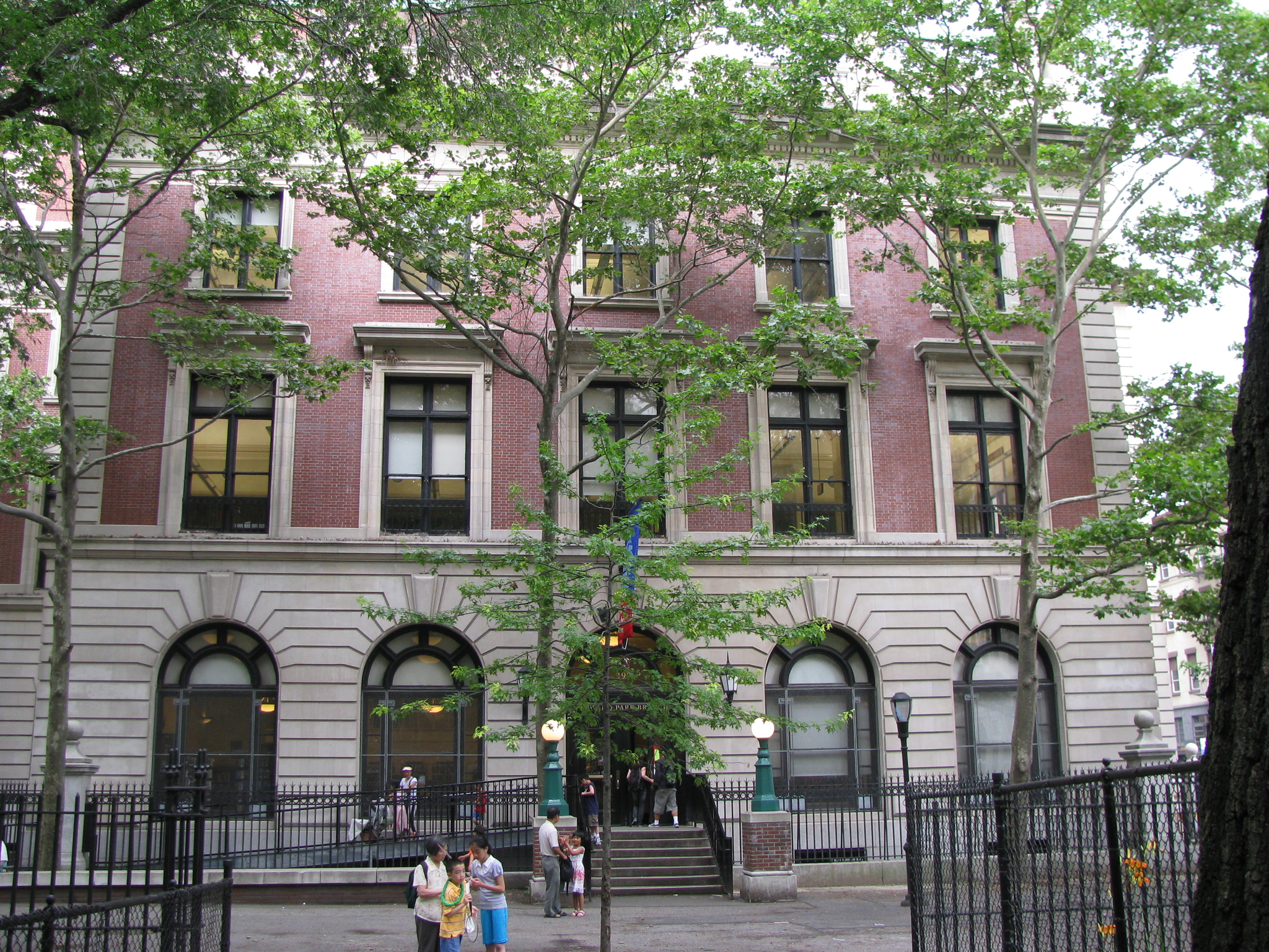 Biblioteca Seward Park, donde trabajó Nella Larsen