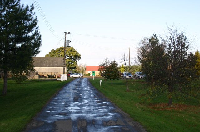 Small picture of Old Nene Golf & Country Club courtesy of Wikimedia Commons contributors