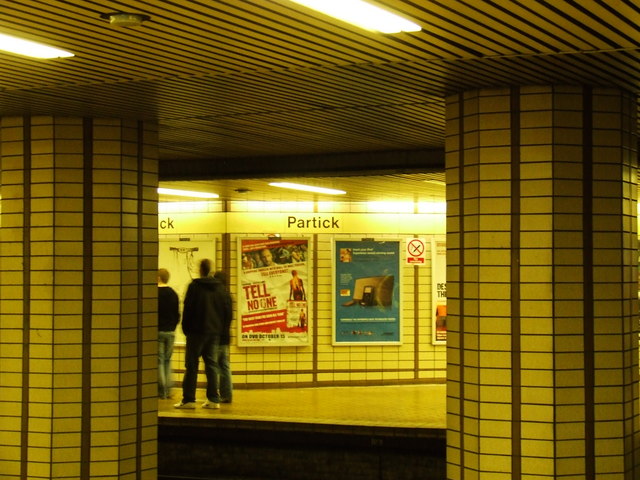 File:Partick underground station - geograph.org.uk - 593637.jpg