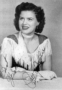 File:Patsy Cline publicity photo (cropped).jpg