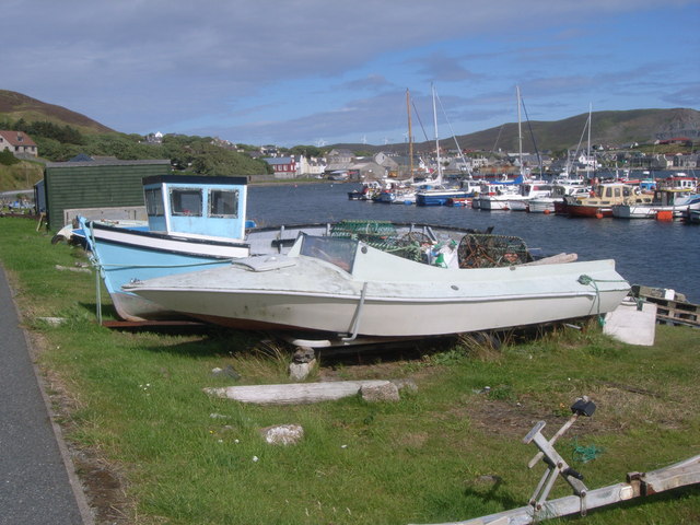 File:Scalloway Marina - geograph.org.uk - 971260.jpg