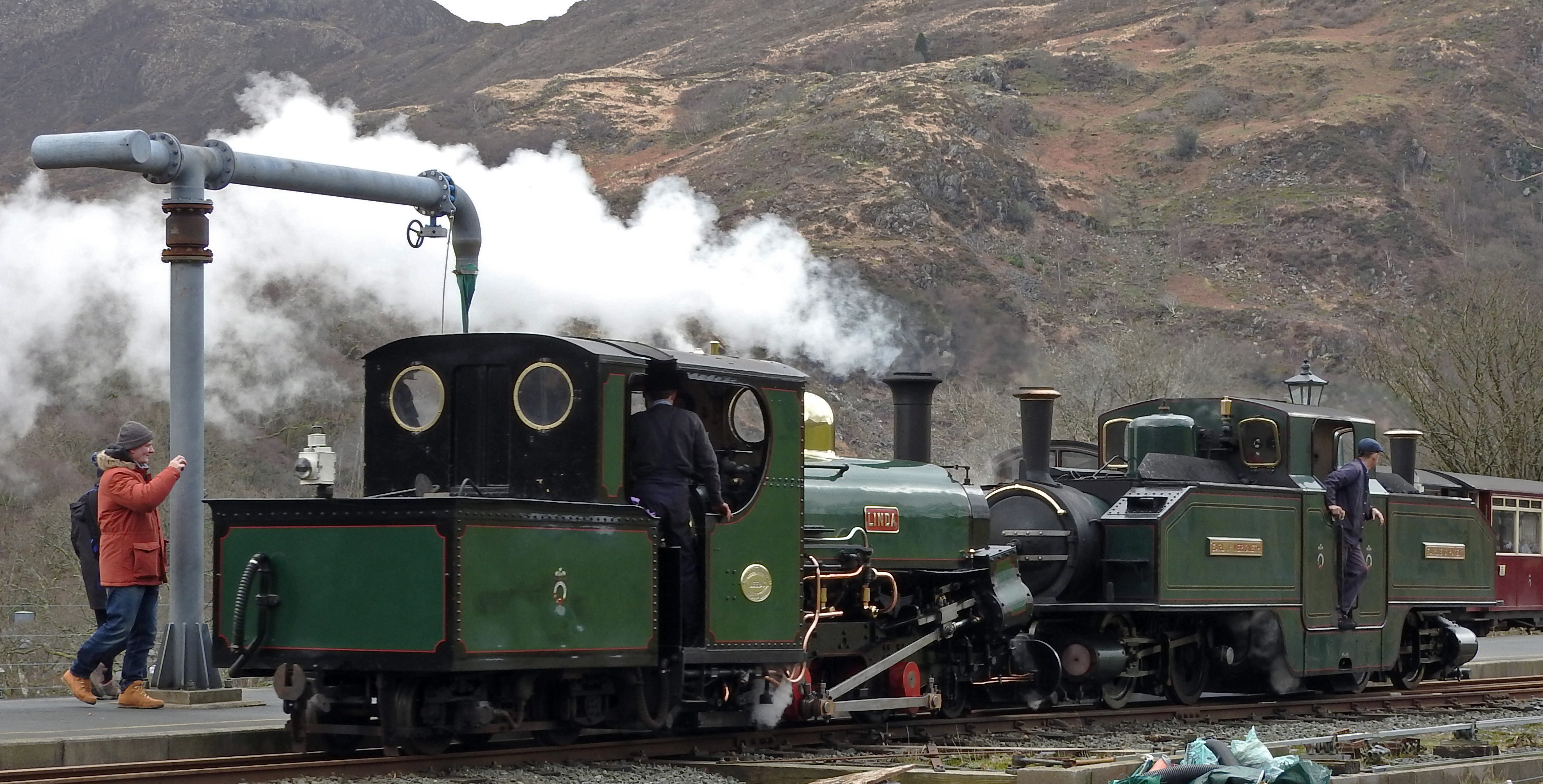 The first railway in russia using steam traction was put into operation at the фото 43