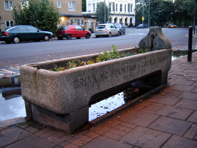 File:Trough lauriston road hackney.jpg